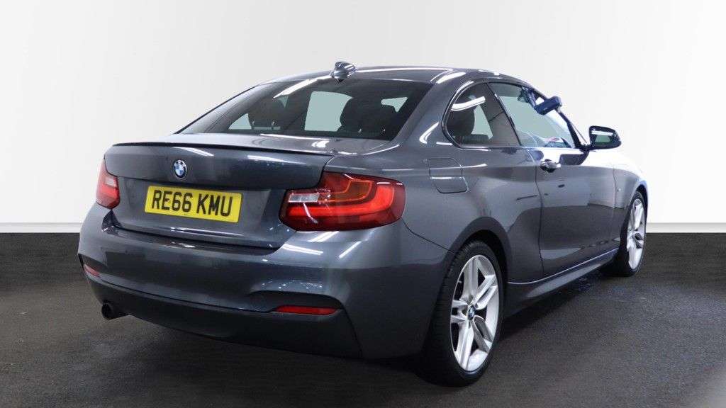 A 2016 BMW 2 SERIES 1.5 218i M Sport Coupe 2dr Petrol Auto Euro 6 (s/s) (136 ps) BMW SERVICE HI A 2016 BMW 2 SERIES 1.5 218i M Sport Coupe 2dr Petrol Auto Euro 6 (s/s) (136 ps) BMW SERVICE HI