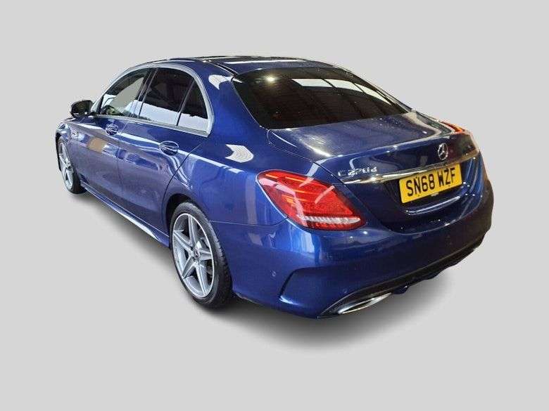A 2018 MERCEDES-BENZ C-CLASS 2.1 C220d AMG Line Saloon 4dr Diesel G-Tronic+ Euro 6 (s/s) (170 ps) A 2018 MERCEDES-BENZ C-CLASS 2.1 C220d AMG Line Saloon 4dr Diesel G-Tronic+ Euro 6 (s/s) (170 ps)