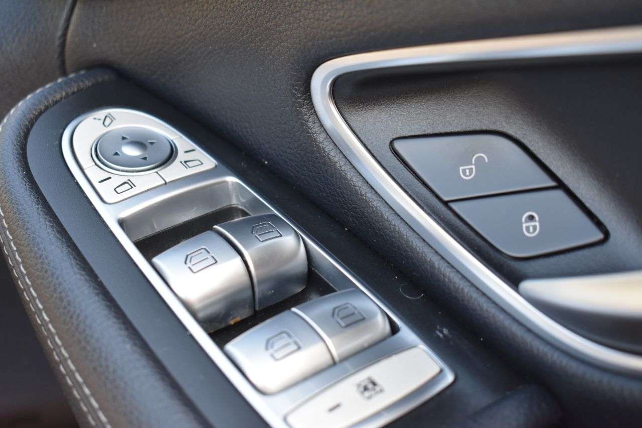 2018 MERCEDES-BENZ C-CLASS 2018 MERCEDES-BENZ C-CLASS