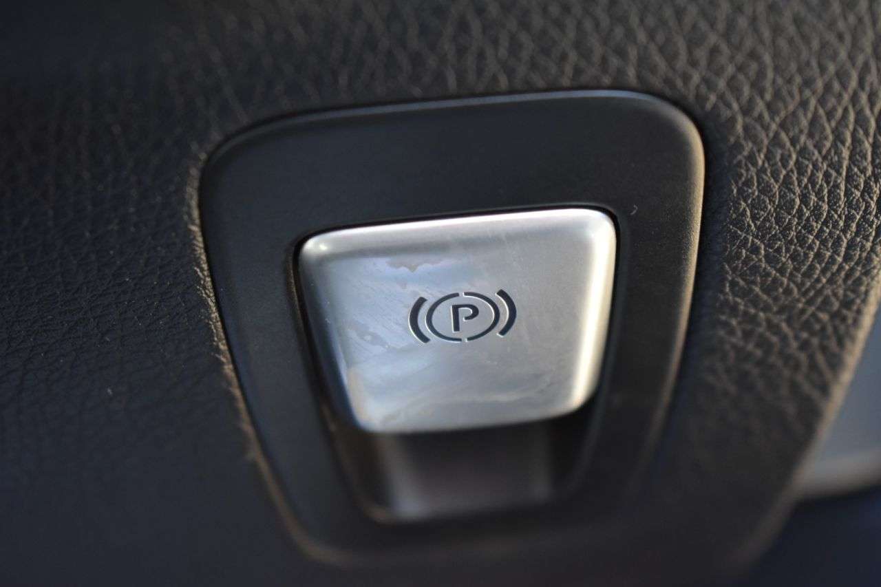 2018 MERCEDES-BENZ C-CLASS 2018 MERCEDES-BENZ C-CLASS