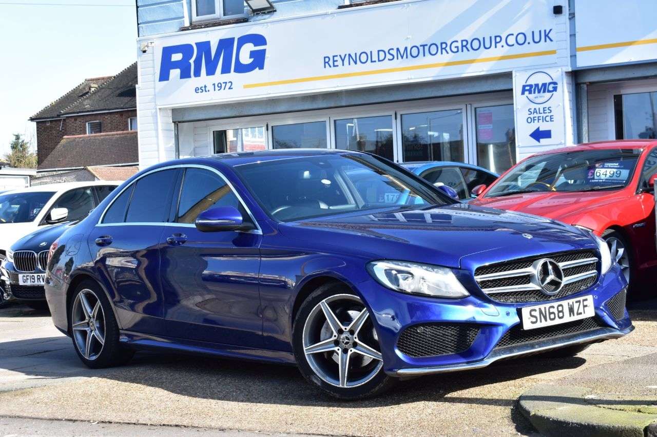 A 2018 MERCEDES-BENZ C-CLASS 2.1 C220d AMG Line Saloon 4dr Diesel G-Tronic+ Euro 6 (s/s) (170 ps) HEATED A 2018 MERCEDES-BENZ C-CLASS 2.1 C220d AMG Line Saloon 4dr Diesel G-Tronic+ Euro 6 (s/s) (170 ps) HEATED