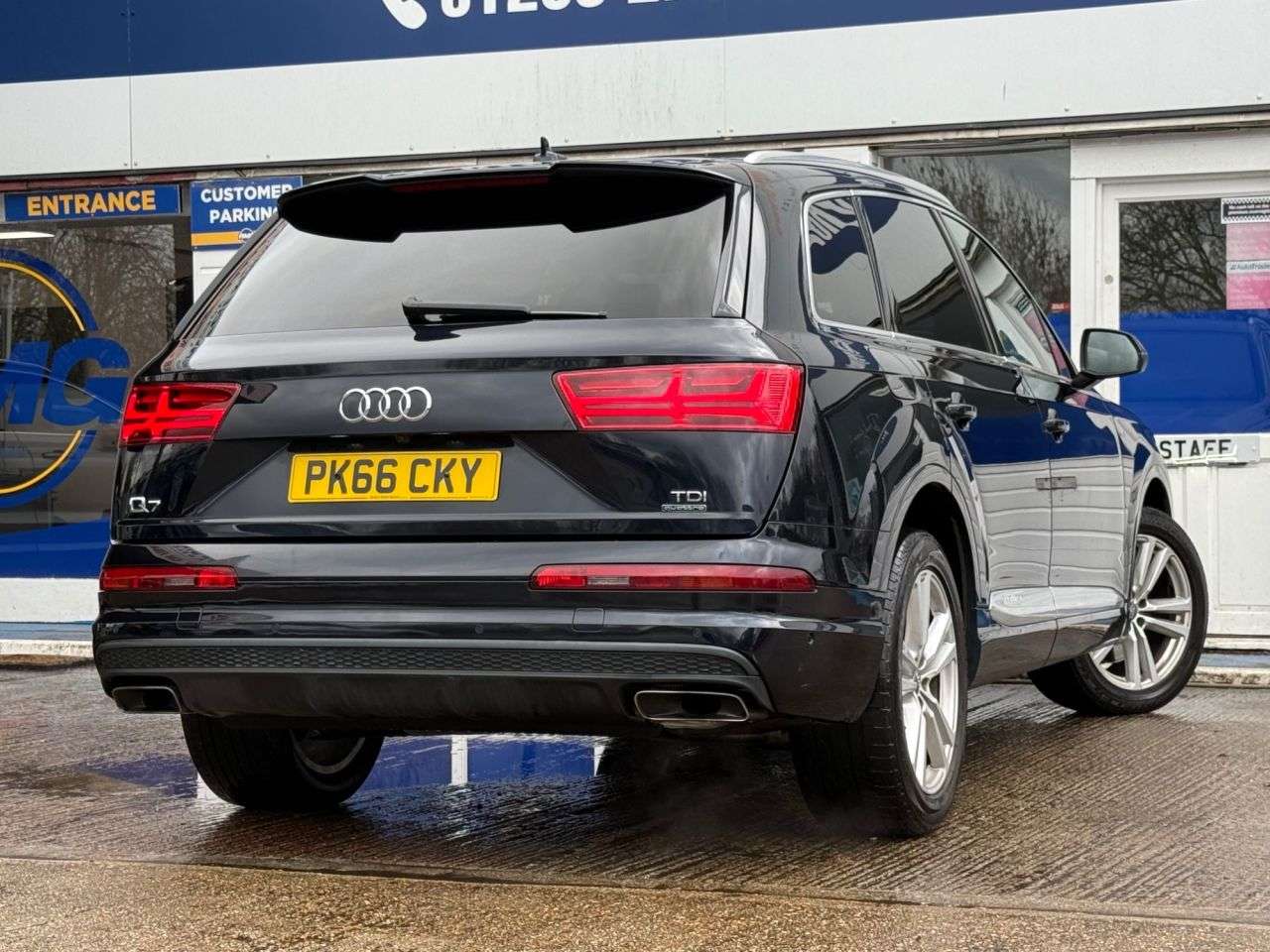 2016 AUDI Q7 2016 AUDI Q7