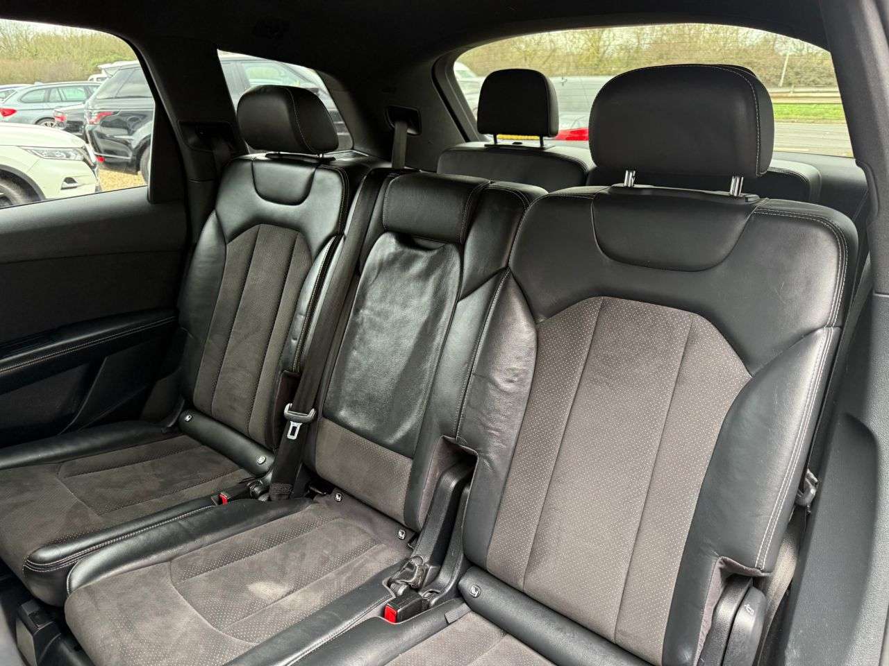 2016 AUDI Q7 2016 AUDI Q7