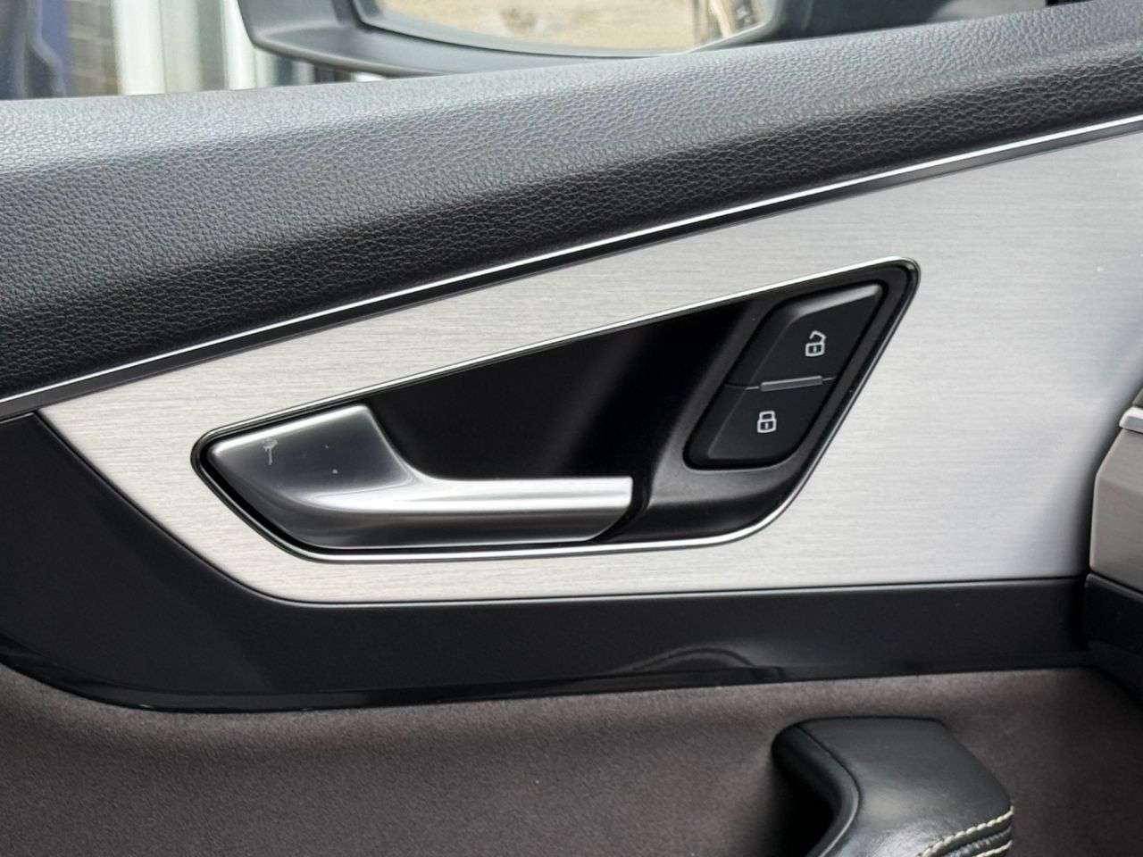 2016 AUDI Q7 2016 AUDI Q7