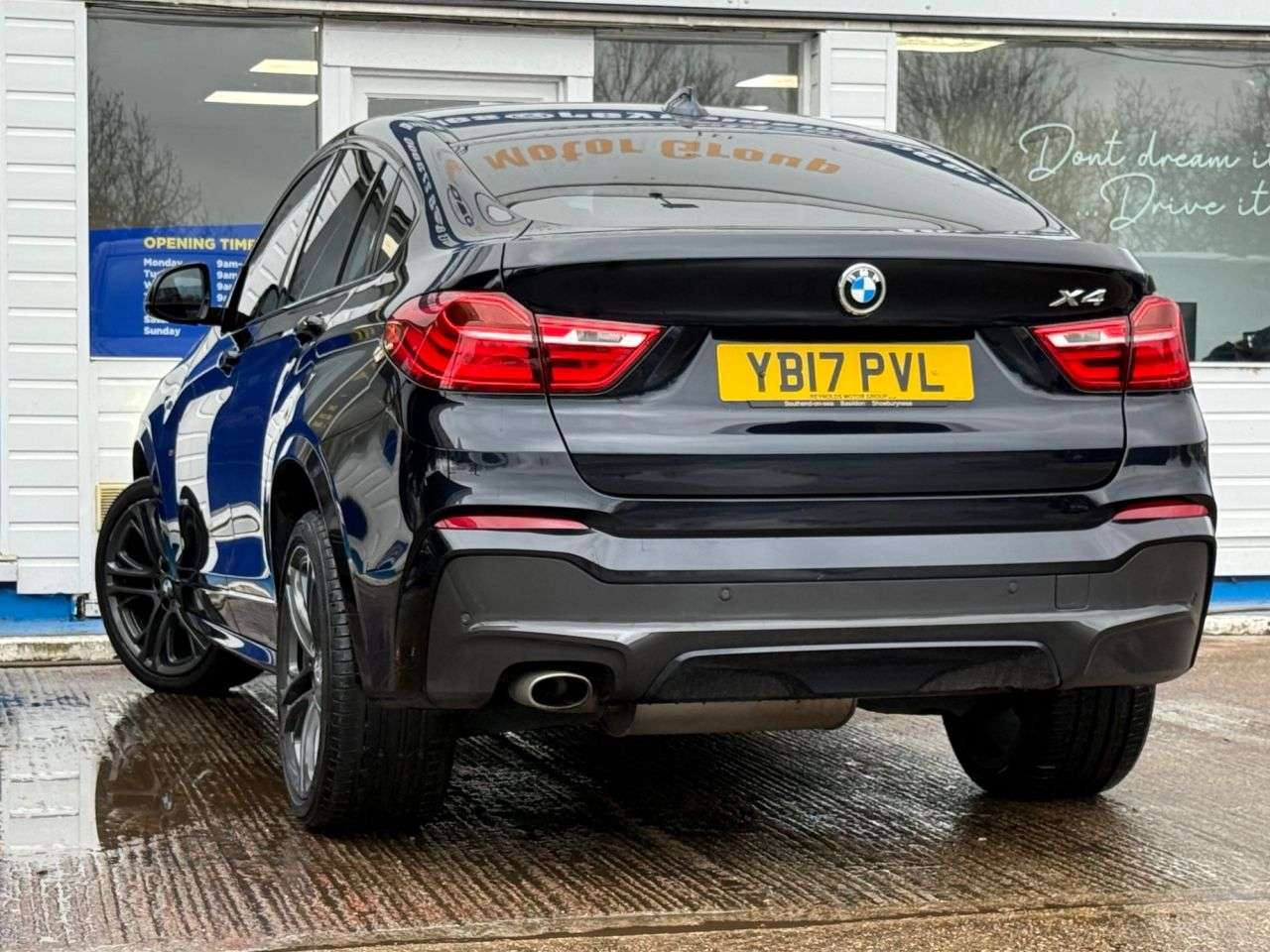 2017 BMW X4 2017 BMW X4