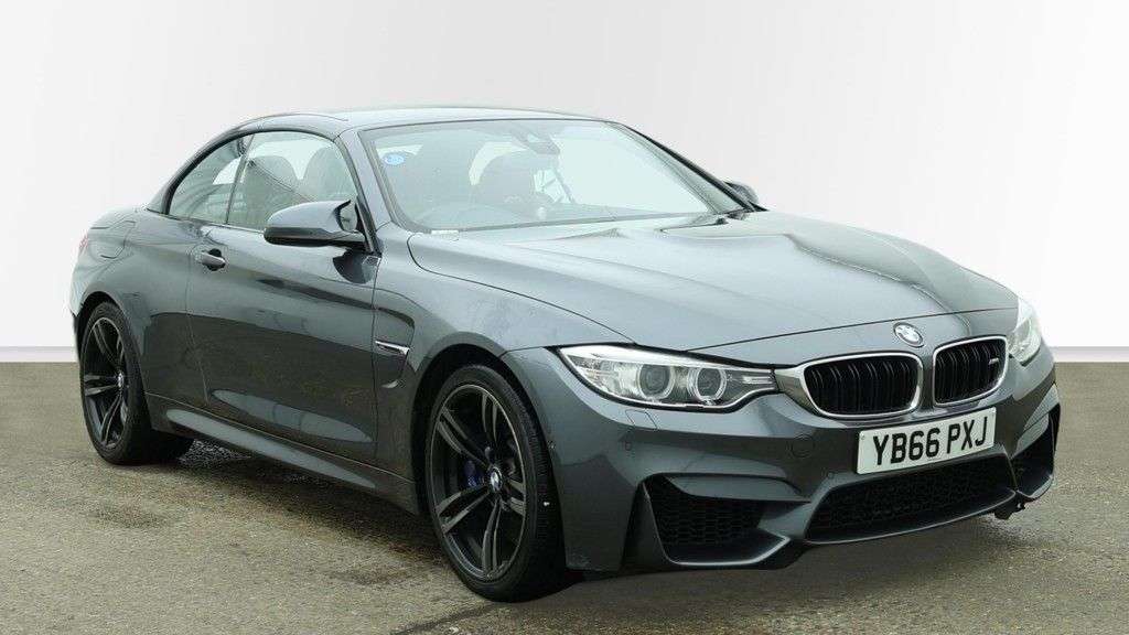 A 2017 BMW M4 3.0 BiTurbo Convertible 2dr Petrol DCT Euro 6 (s/s) (431 ps) COMFORT PACK / A 2017 BMW M4 3.0 BiTurbo Convertible 2dr Petrol DCT Euro 6 (s/s) (431 ps) COMFORT PACK /