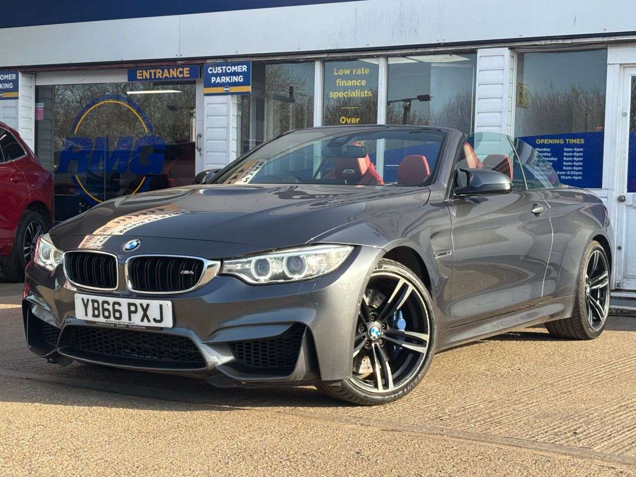 A 2017 BMW M4 3.0 BiTurbo Convertible 2dr Petrol DCT Euro 6 (s/s) (431 ps) COMFORT PACK / A 2017 BMW M4 3.0 BiTurbo Convertible 2dr Petrol DCT Euro 6 (s/s) (431 ps) COMFORT PACK /