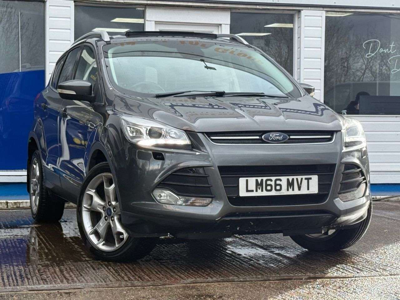 A 2016 FORD KUGA 2.0 TDCi Titanium X SUV 5dr Diesel Powershift AWD Euro 6 (s/s) (180 ps) A 2016 FORD KUGA 2.0 TDCi Titanium X SUV 5dr Diesel Powershift AWD Euro 6 (s/s) (180 ps)