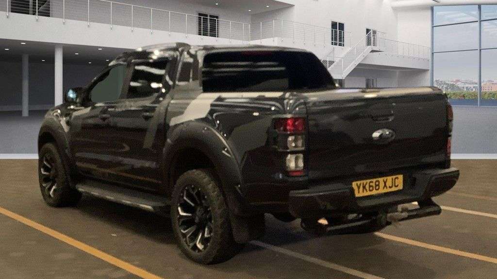 A 0 FORD RANGER NO VAT RAPTOR STYLE BODY KIT AND ALLOYS 3.2 TDCi Wildtrak Pickup Double Cab A 0 FORD RANGER NO VAT RAPTOR STYLE BODY KIT AND ALLOYS 3.2 TDCi Wildtrak Pickup Double Cab