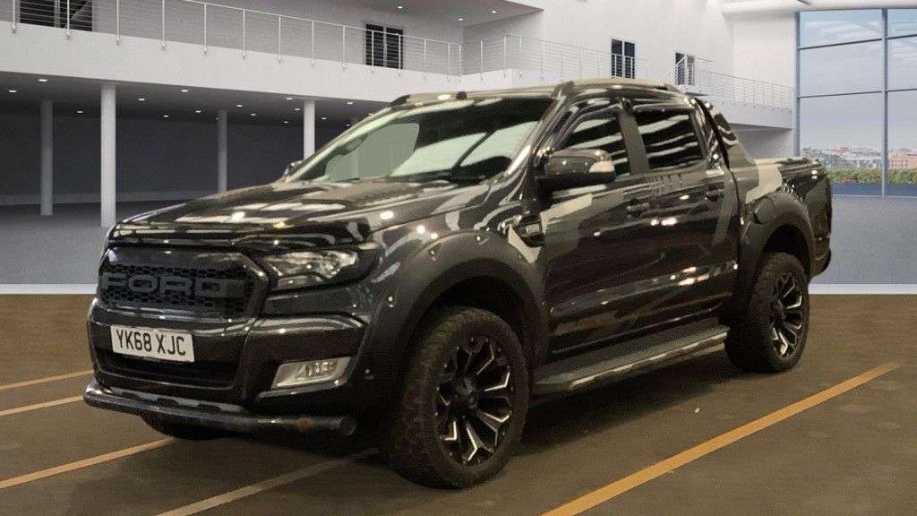 A 0 FORD RANGER NO VAT RAPTOR STYLE BODY KIT AND ALLOYS 3.2 TDCi Wildtrak Pickup Double Cab A 0 FORD RANGER NO VAT RAPTOR STYLE BODY KIT AND ALLOYS 3.2 TDCi Wildtrak Pickup Double Cab