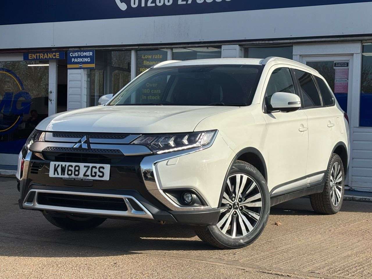 A 2019 MITSUBISHI OUTLANDER 2.0 MIVEC 4 SUV 5dr Petrol CVT 4WD Euro 6 (s/s) (150 ps) LOW MILES / 1 FORM A 2019 MITSUBISHI OUTLANDER 2.0 MIVEC 4 SUV 5dr Petrol CVT 4WD Euro 6 (s/s) (150 ps) LOW MILES / 1 FORM