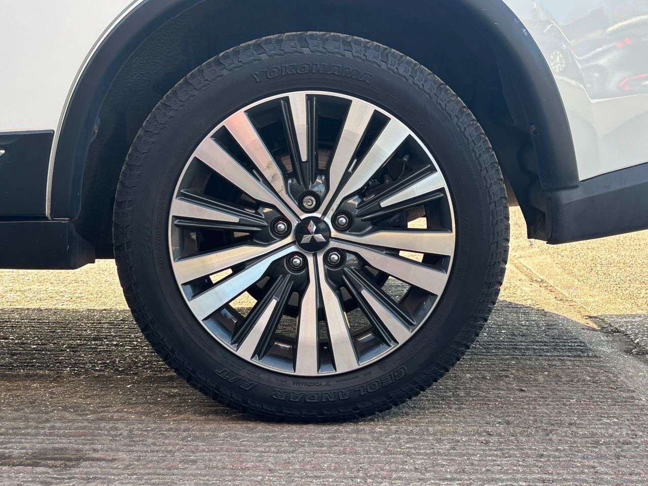 2019 MITSUBISHI OUTLANDER 2019 MITSUBISHI OUTLANDER