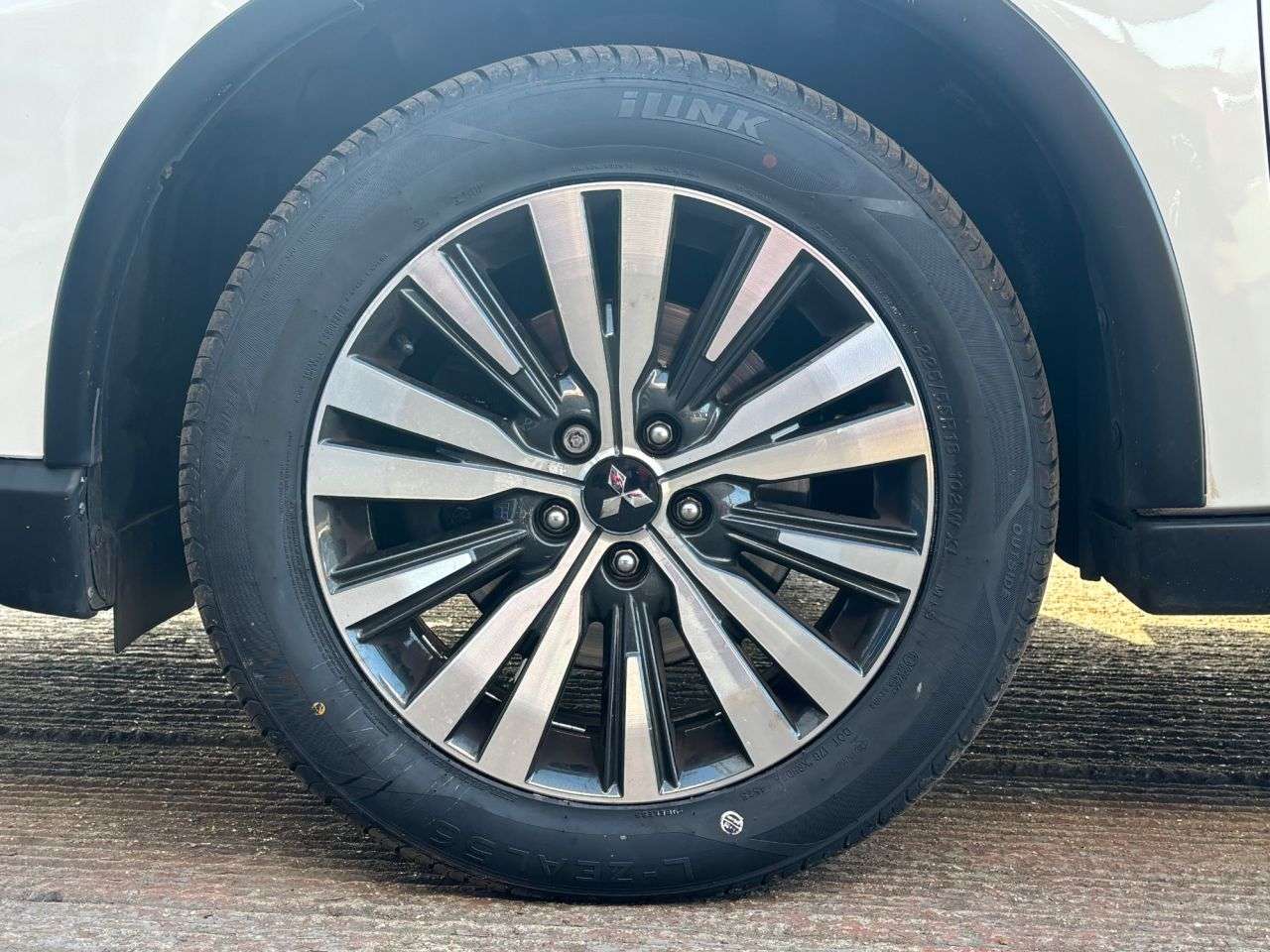 2019 MITSUBISHI OUTLANDER 2019 MITSUBISHI OUTLANDER