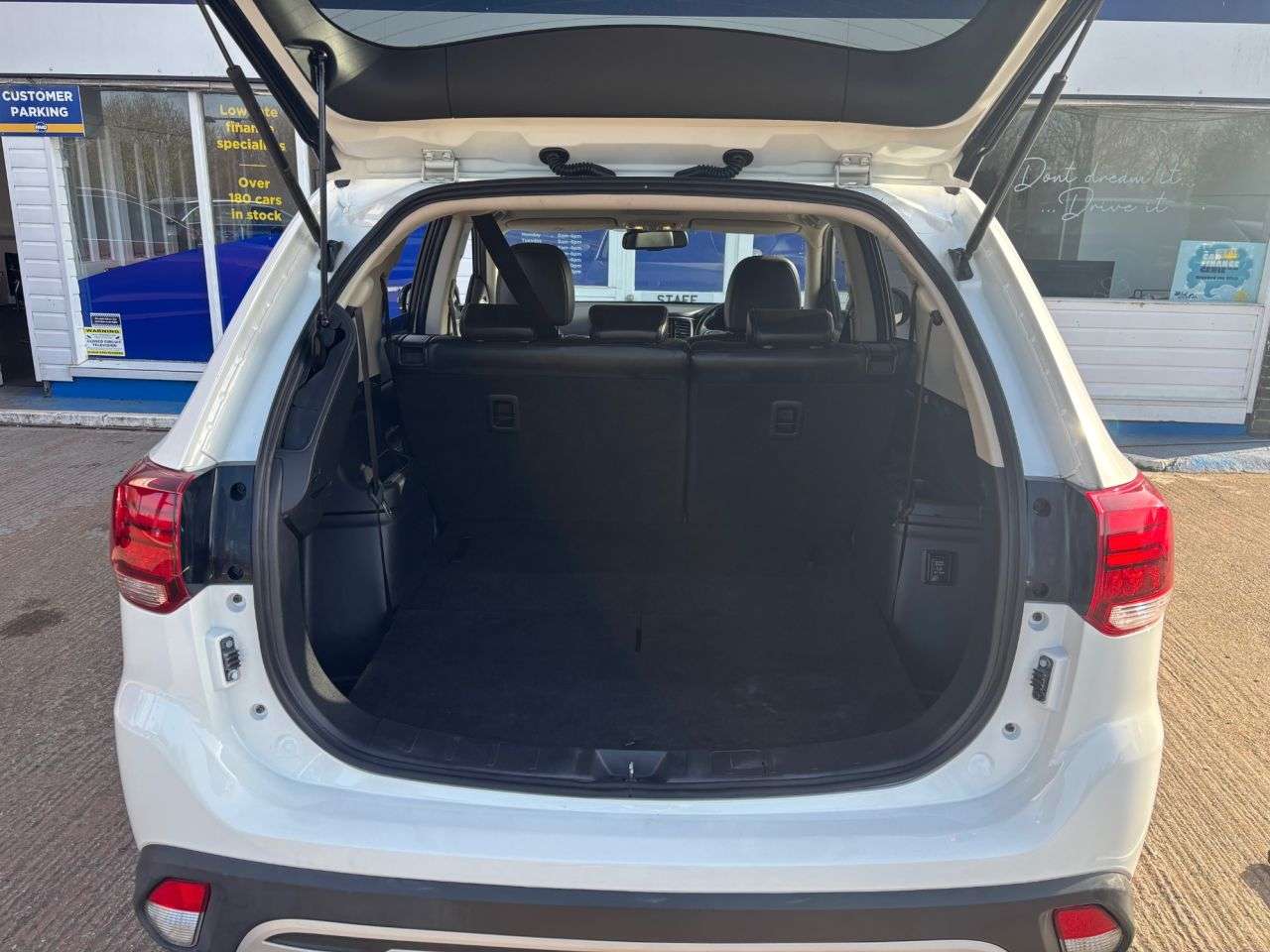 2019 MITSUBISHI OUTLANDER 2019 MITSUBISHI OUTLANDER