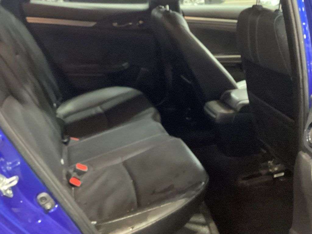 A 2019 HONDA CIVIC 1.6 i-DTEC EX Hatchback 5dr Diesel Manual Euro 6 (s/s) (120 ps) A 2019 HONDA CIVIC 1.6 i-DTEC EX Hatchback 5dr Diesel Manual Euro 6 (s/s) (120 ps)