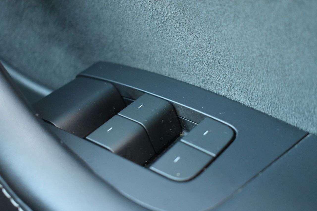 2021 TESLA MODEL 3 2021 TESLA MODEL 3