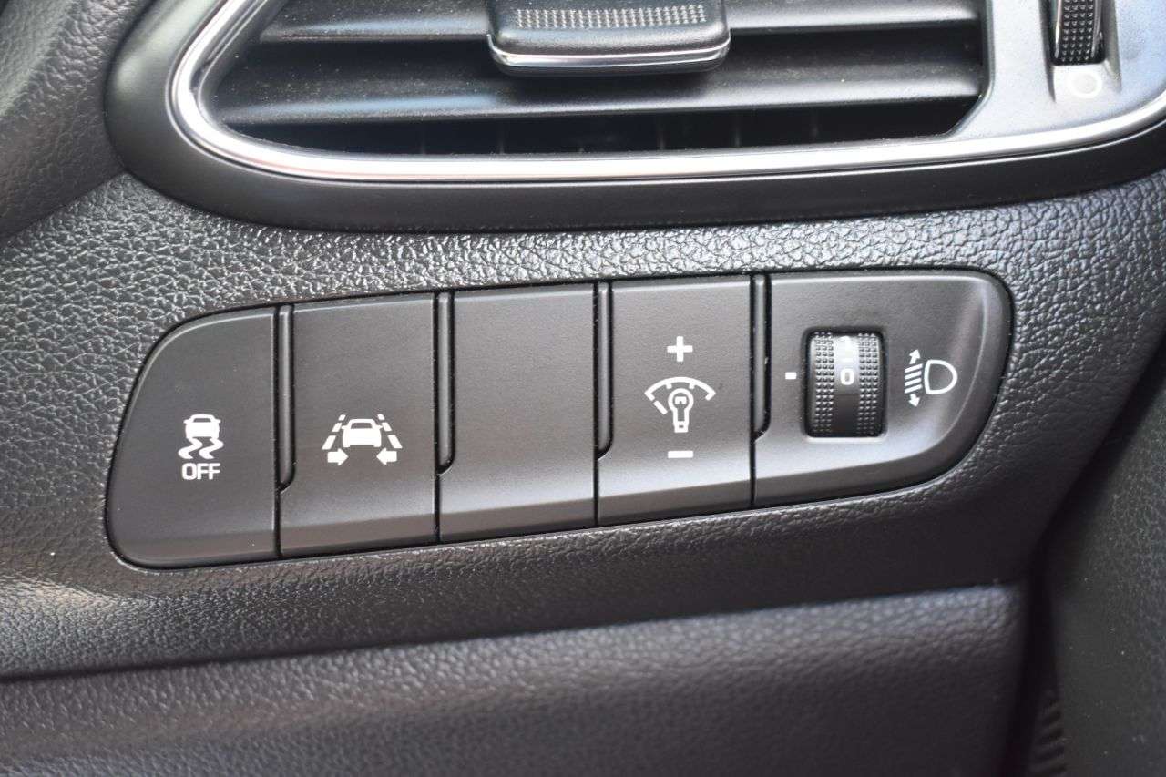 2017 HYUNDAI I30 2017 HYUNDAI I30