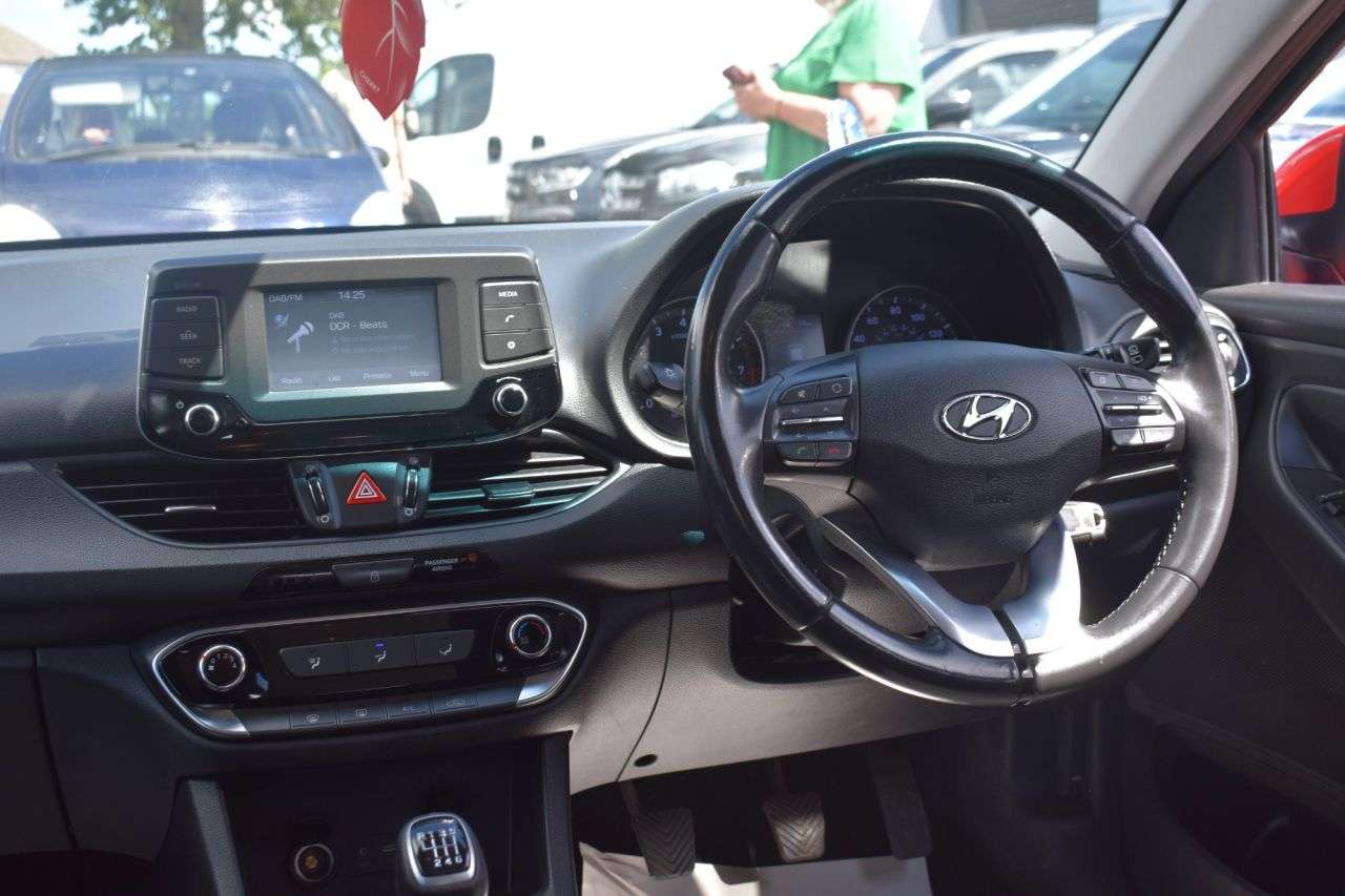 2017 HYUNDAI I30 2017 HYUNDAI I30