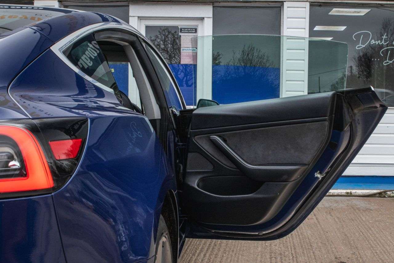 2020 TESLA MODEL 3 2020 TESLA MODEL 3