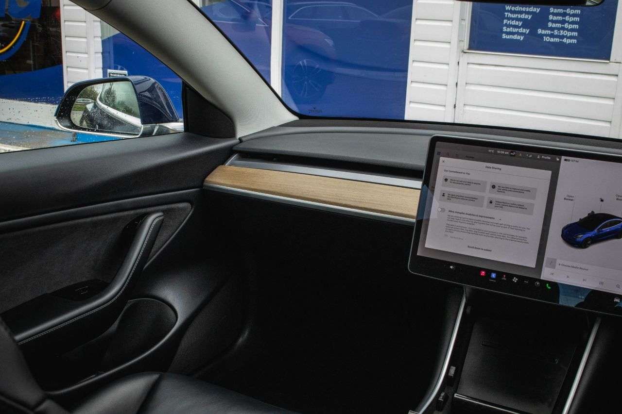 2020 TESLA MODEL 3 2020 TESLA MODEL 3