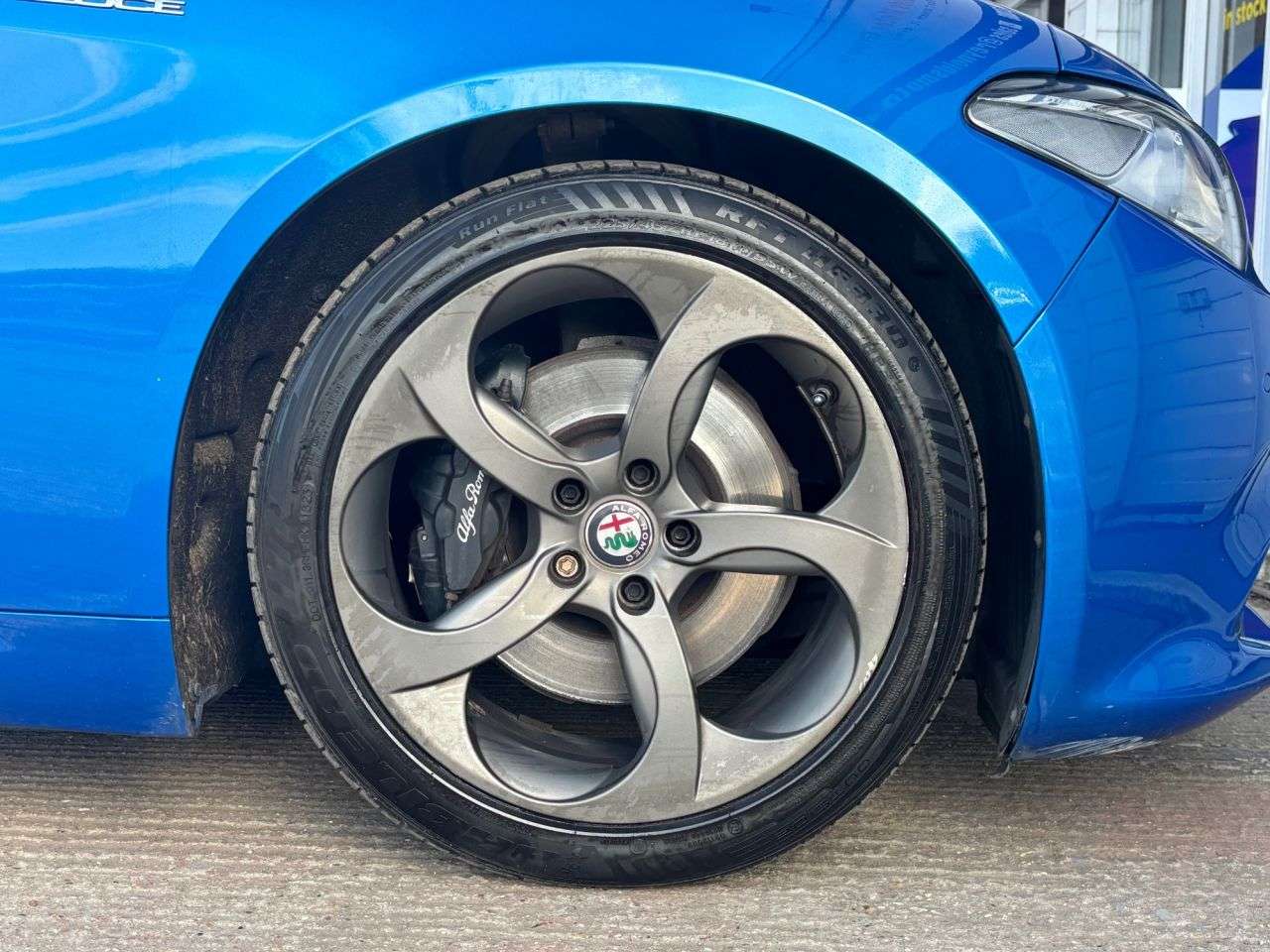 2017 ALFA ROMEO GIULIA 2017 ALFA ROMEO GIULIA