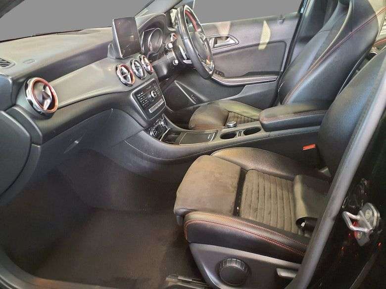 2018 MERCEDES-BENZ GLA CLASS 2018 MERCEDES-BENZ GLA CLASS