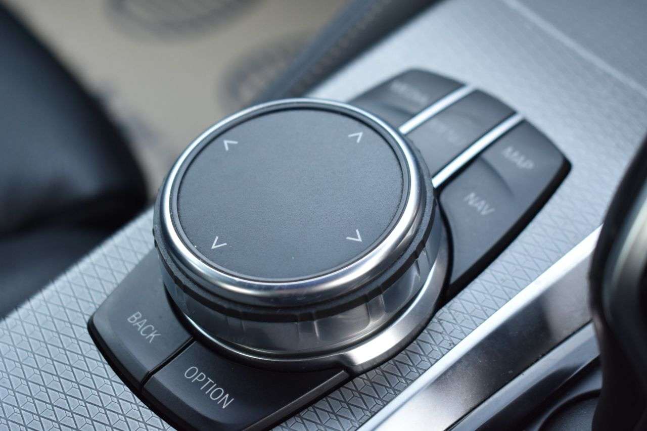 2018 BMW 5 SERIES 2018 BMW 5 SERIES