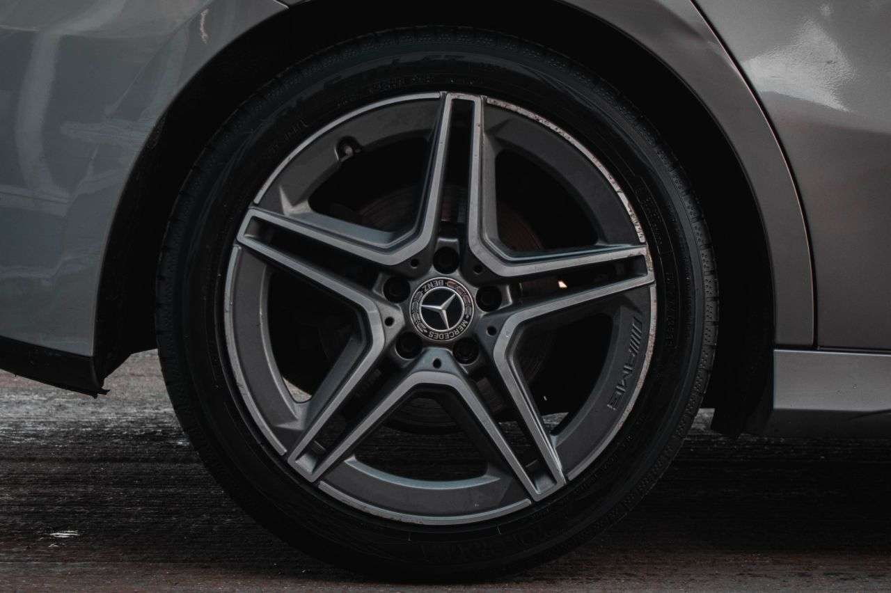 2021 MERCEDES-BENZ A-CLASS 2021 MERCEDES-BENZ A-CLASS