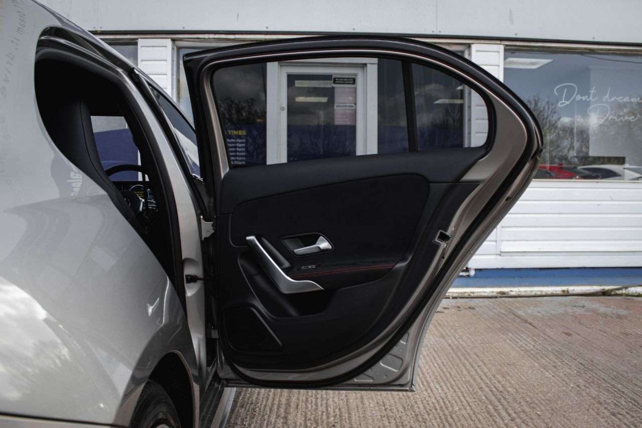 2021 MERCEDES-BENZ A-CLASS 2021 MERCEDES-BENZ A-CLASS