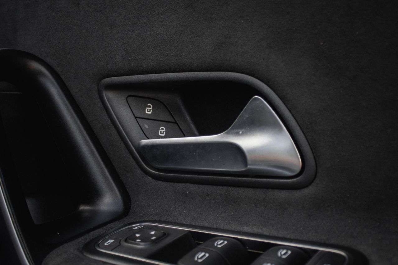 2021 MERCEDES-BENZ A-CLASS 2021 MERCEDES-BENZ A-CLASS