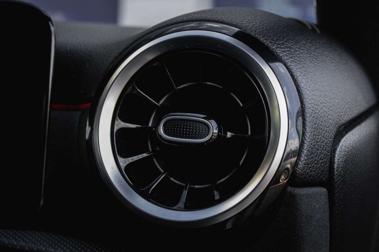 2021 MERCEDES-BENZ A-CLASS 2021 MERCEDES-BENZ A-CLASS