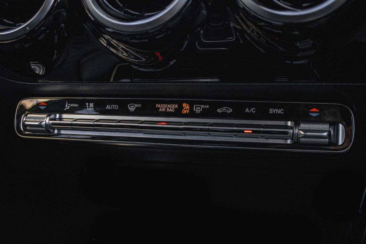 2021 MERCEDES-BENZ A-CLASS 2021 MERCEDES-BENZ A-CLASS