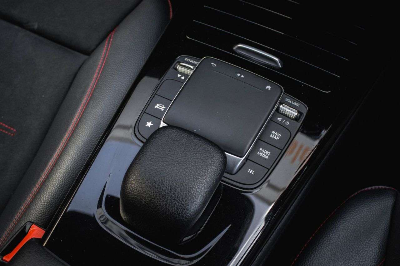 2021 MERCEDES-BENZ A-CLASS 2021 MERCEDES-BENZ A-CLASS