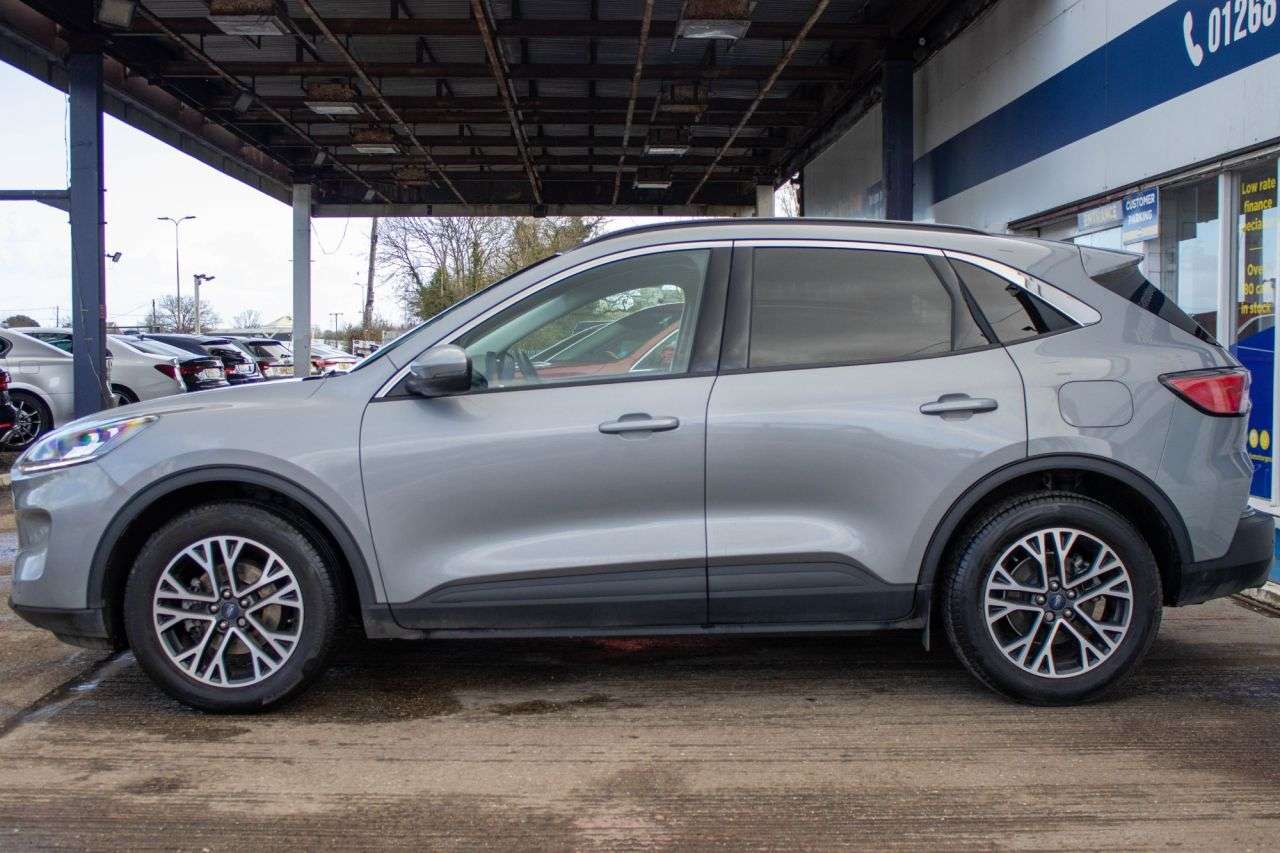 2022 FORD KUGA 2022 FORD KUGA