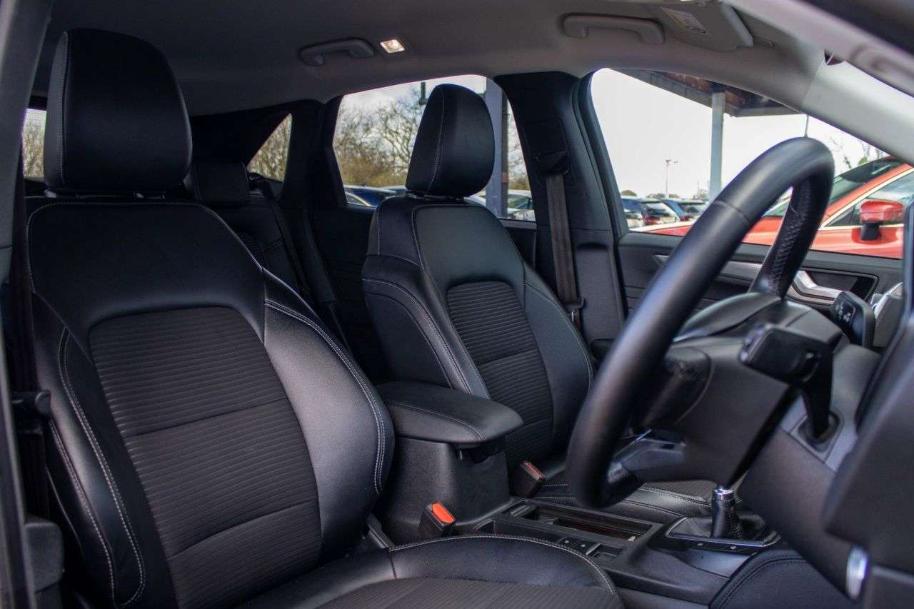 2022 FORD KUGA 2022 FORD KUGA