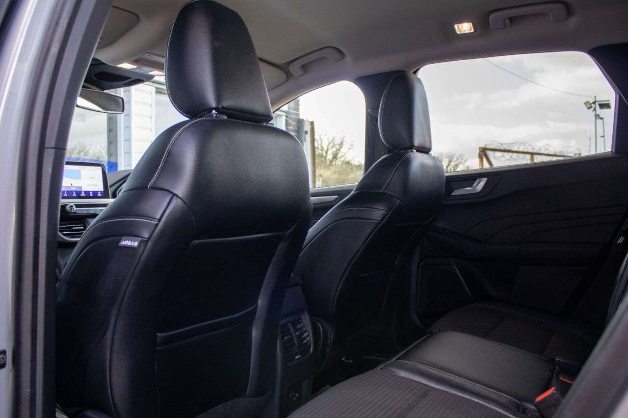 2022 FORD KUGA 2022 FORD KUGA