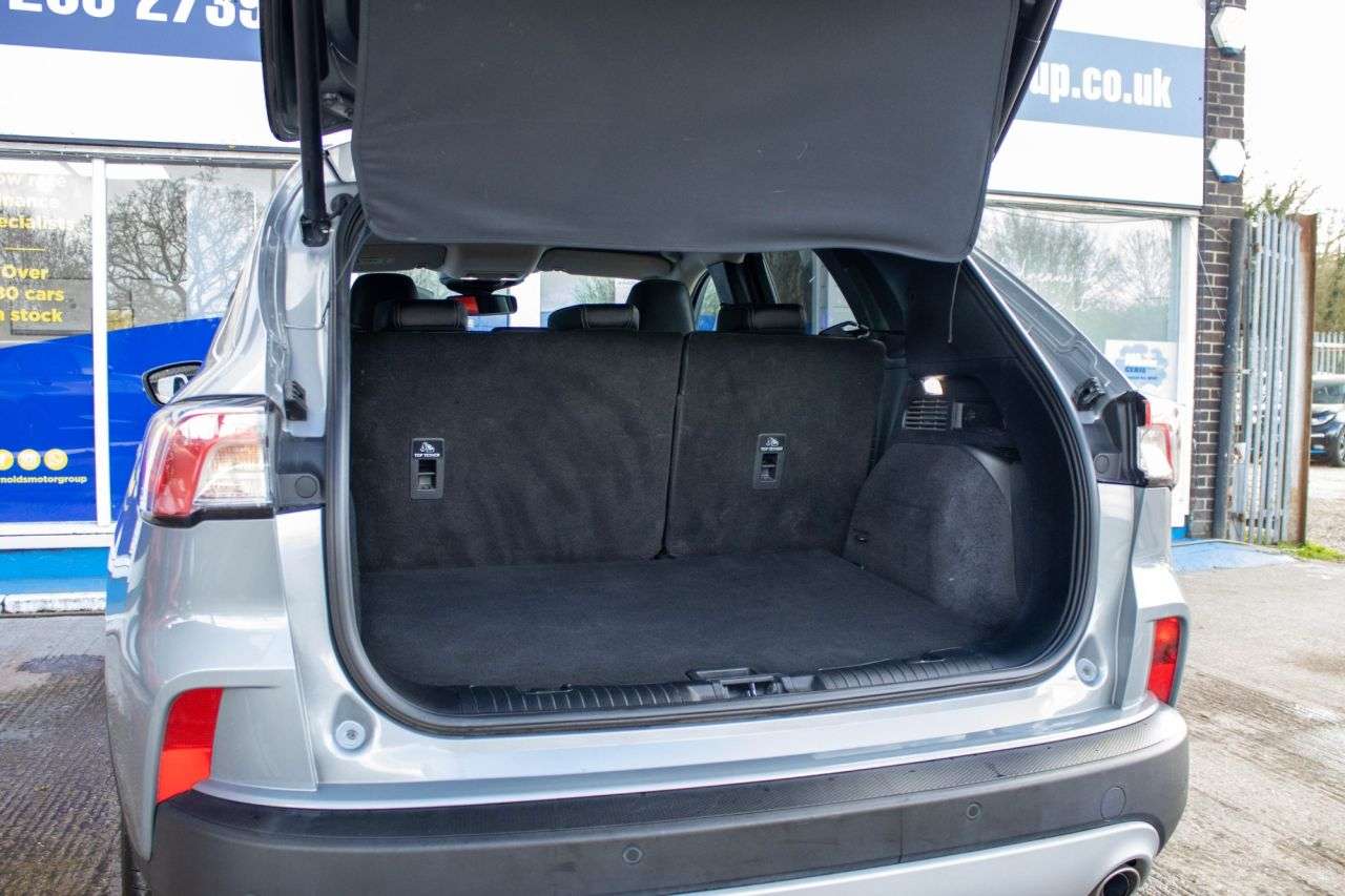 2022 FORD KUGA 2022 FORD KUGA