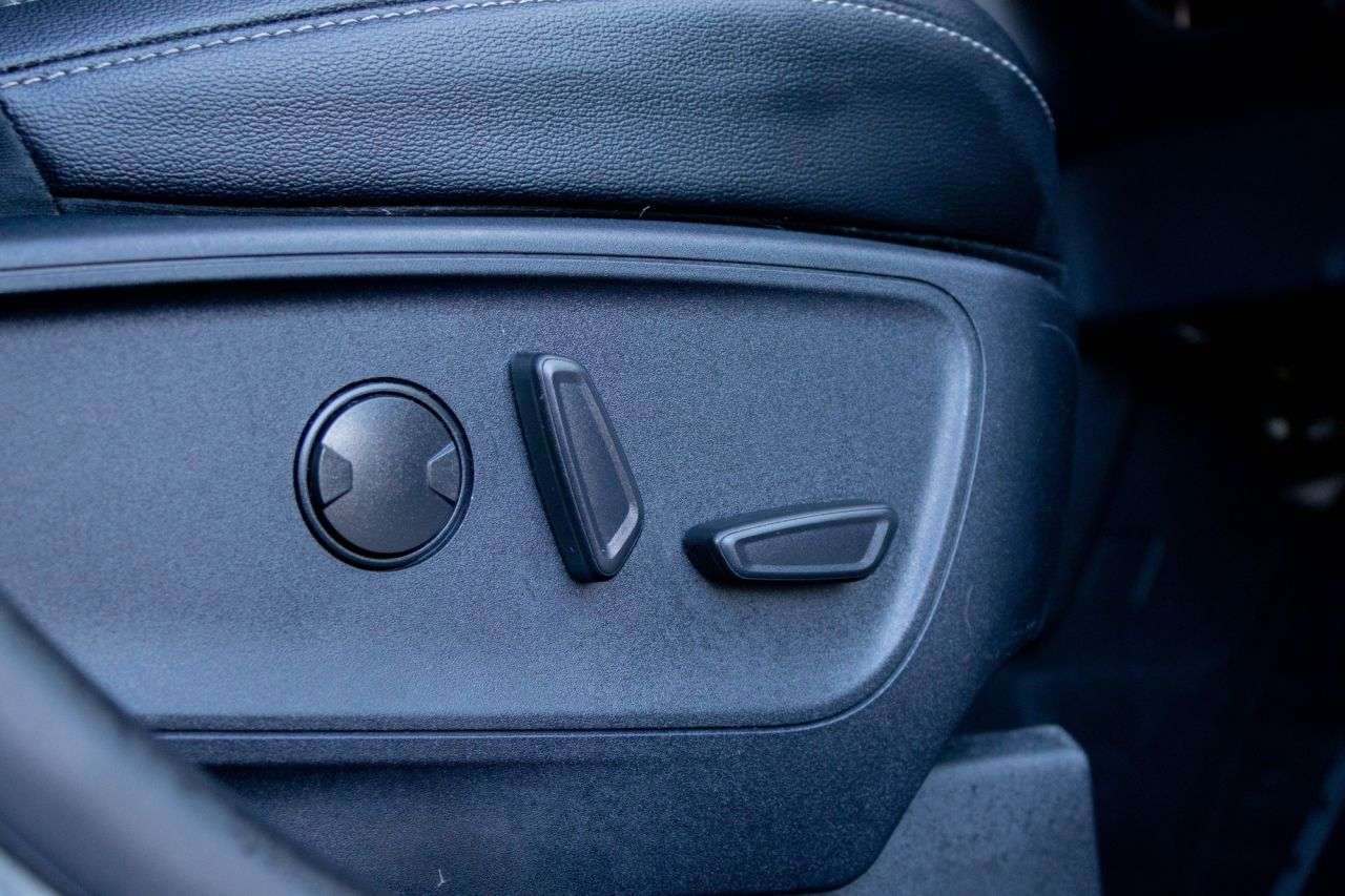 2022 FORD KUGA 2022 FORD KUGA