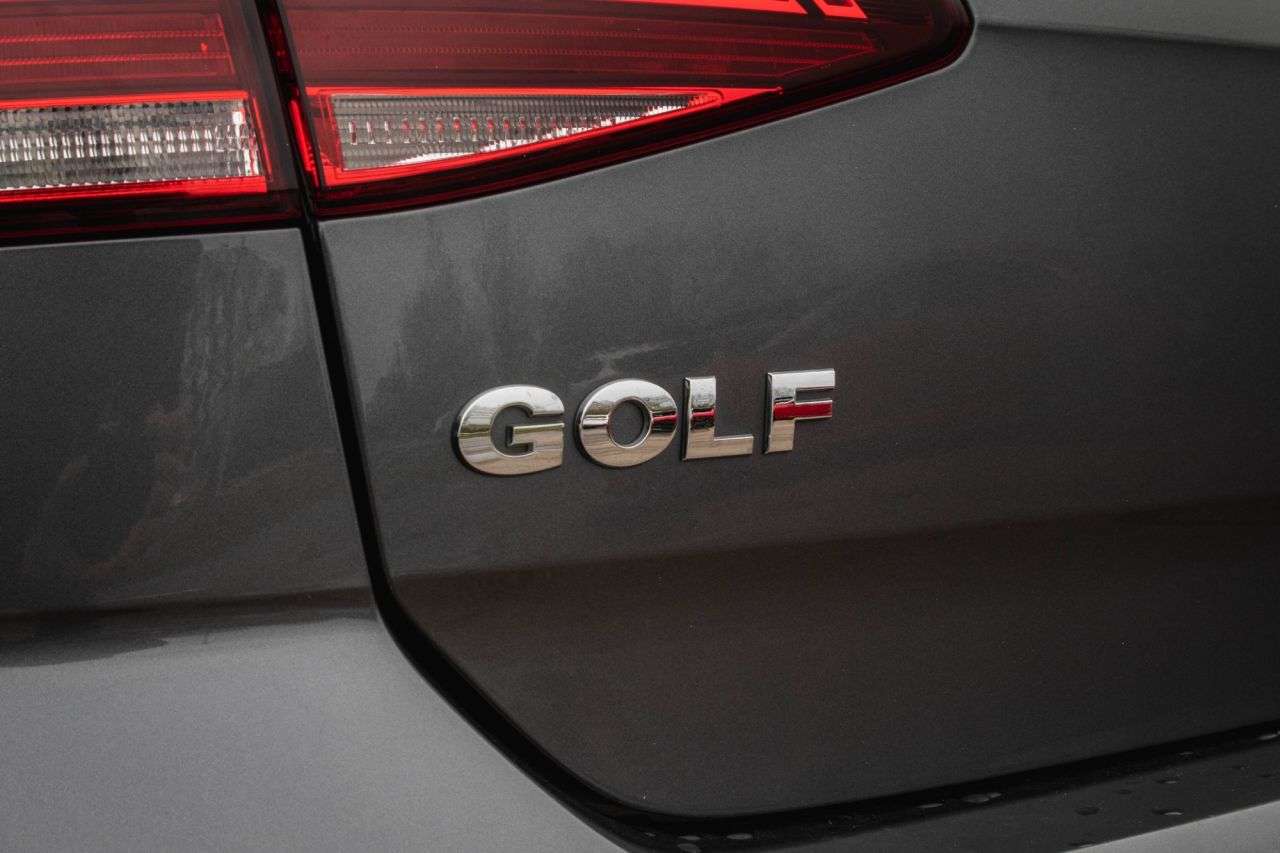 2017 VOLKSWAGEN GOLF 2017 VOLKSWAGEN GOLF