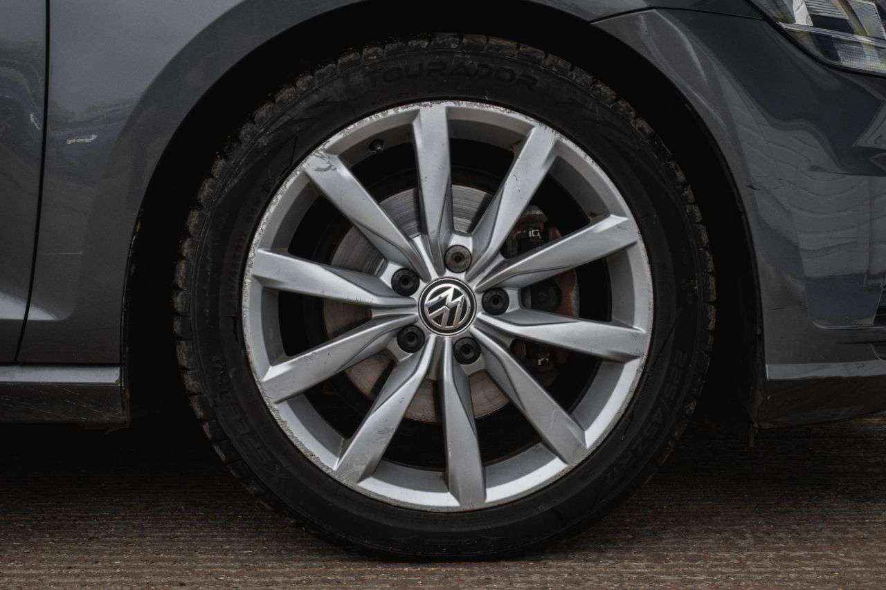 2017 VOLKSWAGEN GOLF 2017 VOLKSWAGEN GOLF