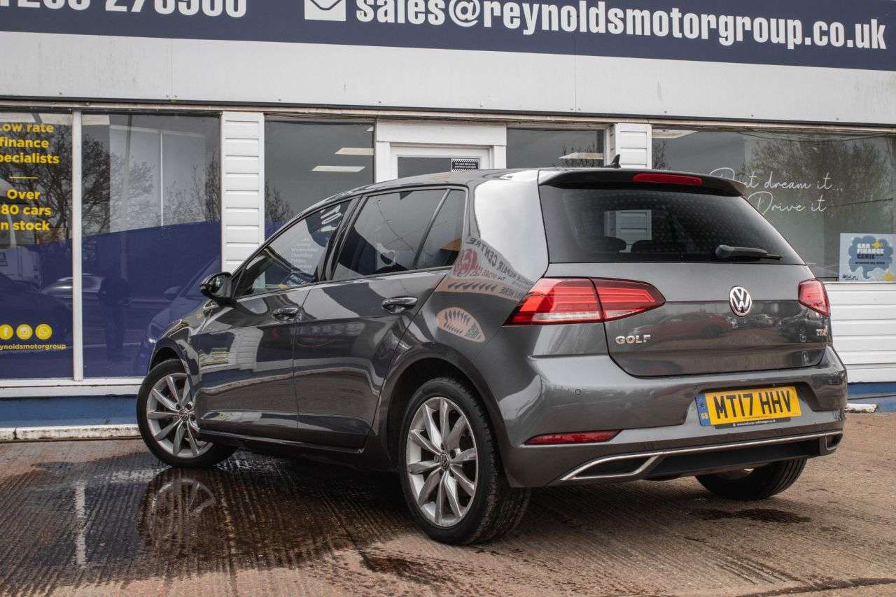 2017 VOLKSWAGEN GOLF 2017 VOLKSWAGEN GOLF