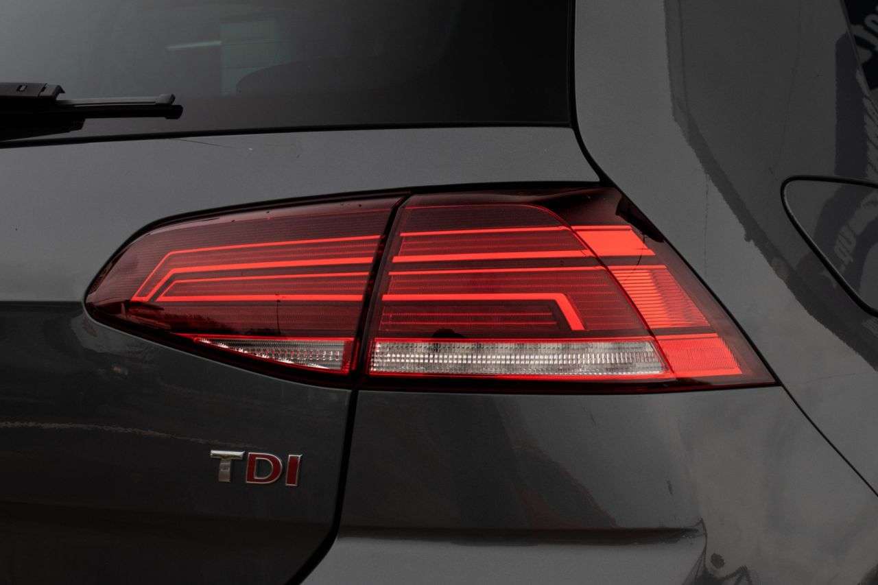 2017 VOLKSWAGEN GOLF 2017 VOLKSWAGEN GOLF