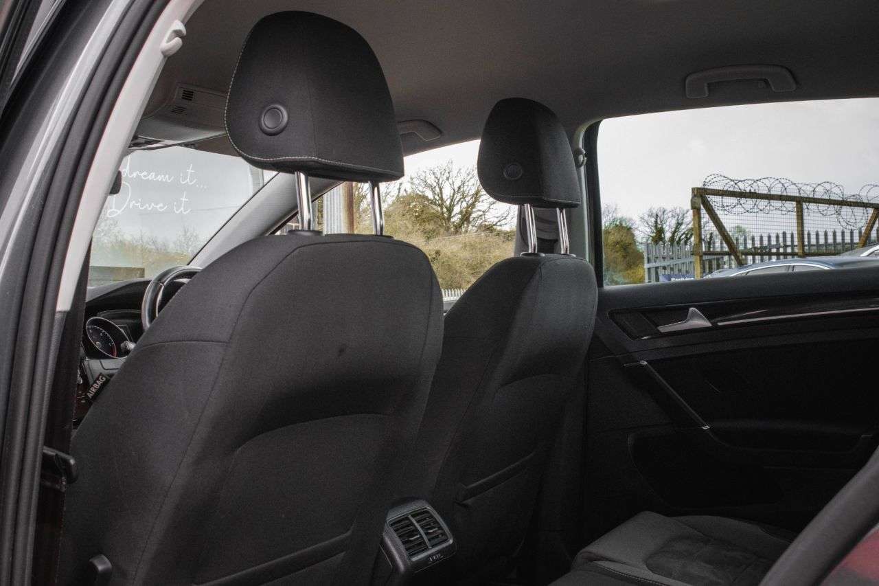 2017 VOLKSWAGEN GOLF 2017 VOLKSWAGEN GOLF