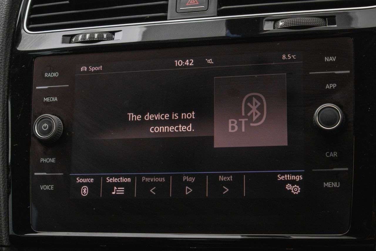 2017 VOLKSWAGEN GOLF 2017 VOLKSWAGEN GOLF