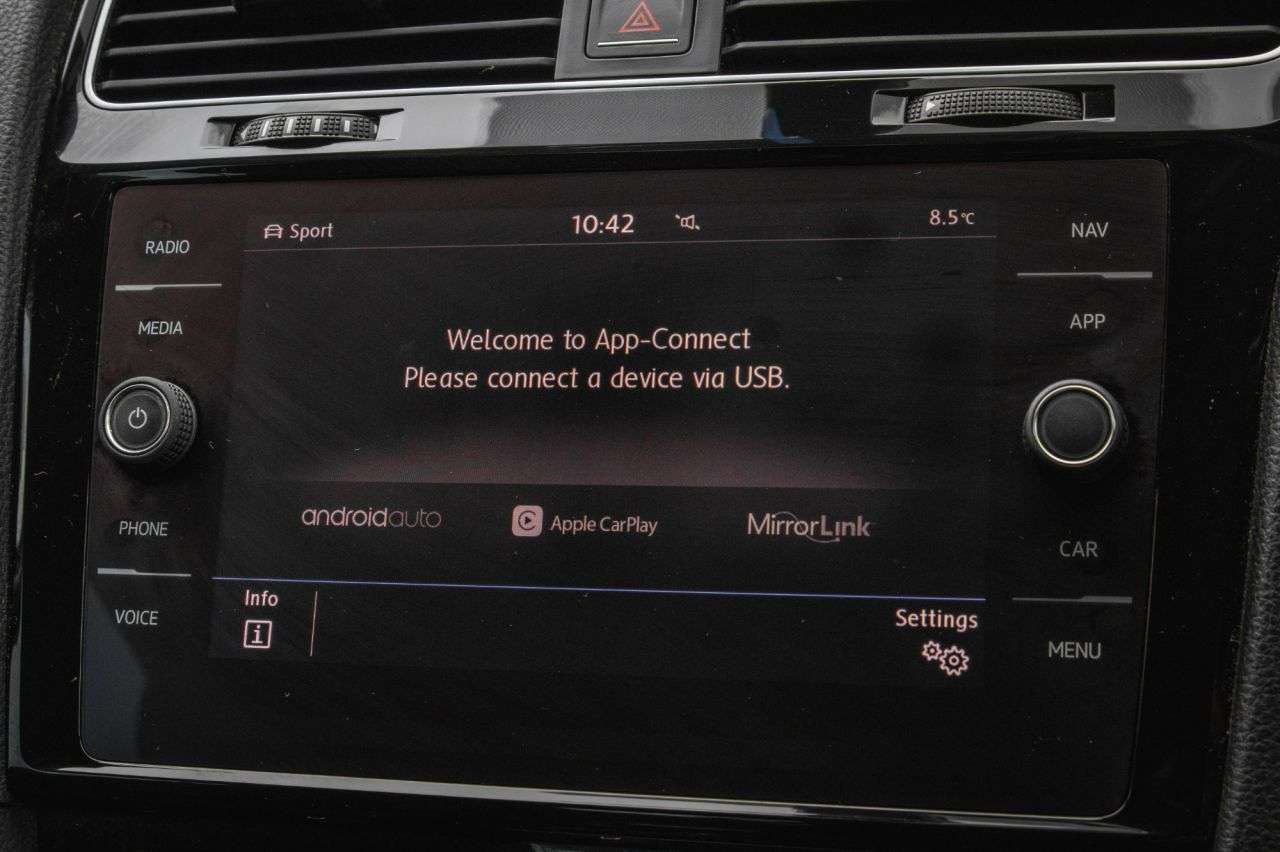 2017 VOLKSWAGEN GOLF 2017 VOLKSWAGEN GOLF