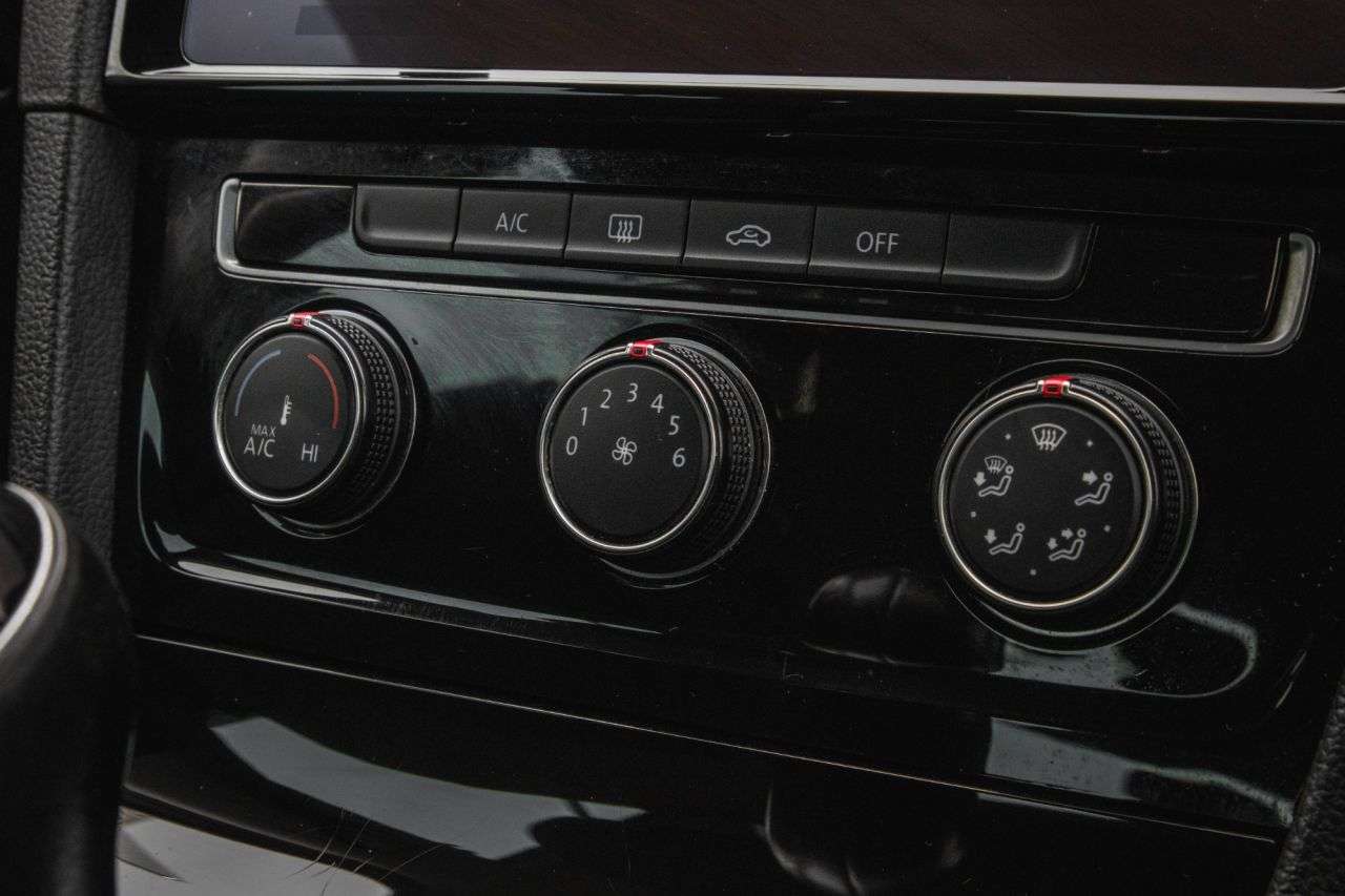 2017 VOLKSWAGEN GOLF 2017 VOLKSWAGEN GOLF