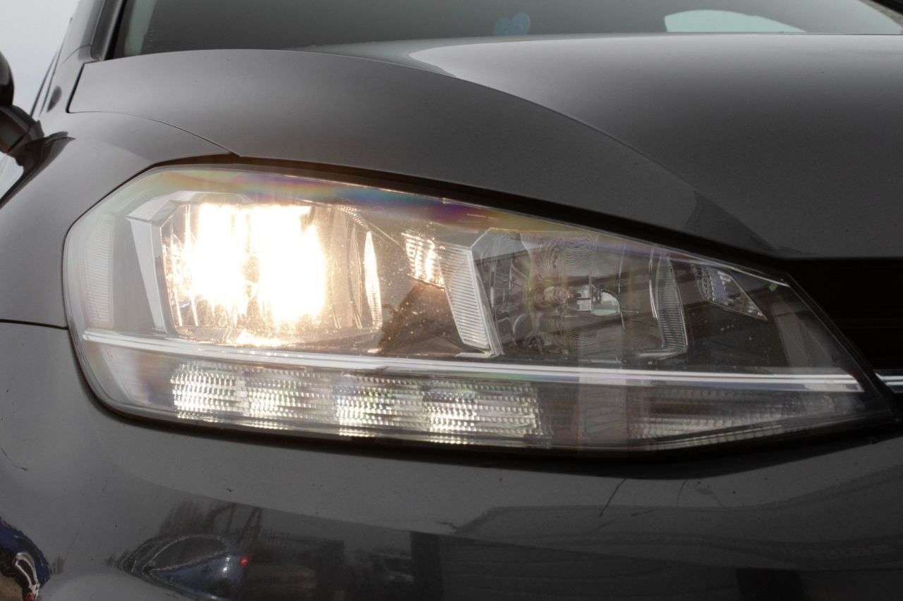 2017 VOLKSWAGEN GOLF 2017 VOLKSWAGEN GOLF