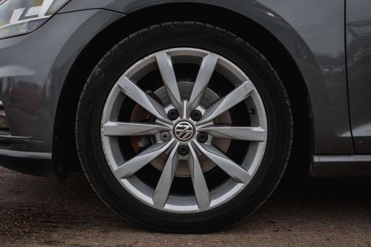 2017 VOLKSWAGEN GOLF 2017 VOLKSWAGEN GOLF