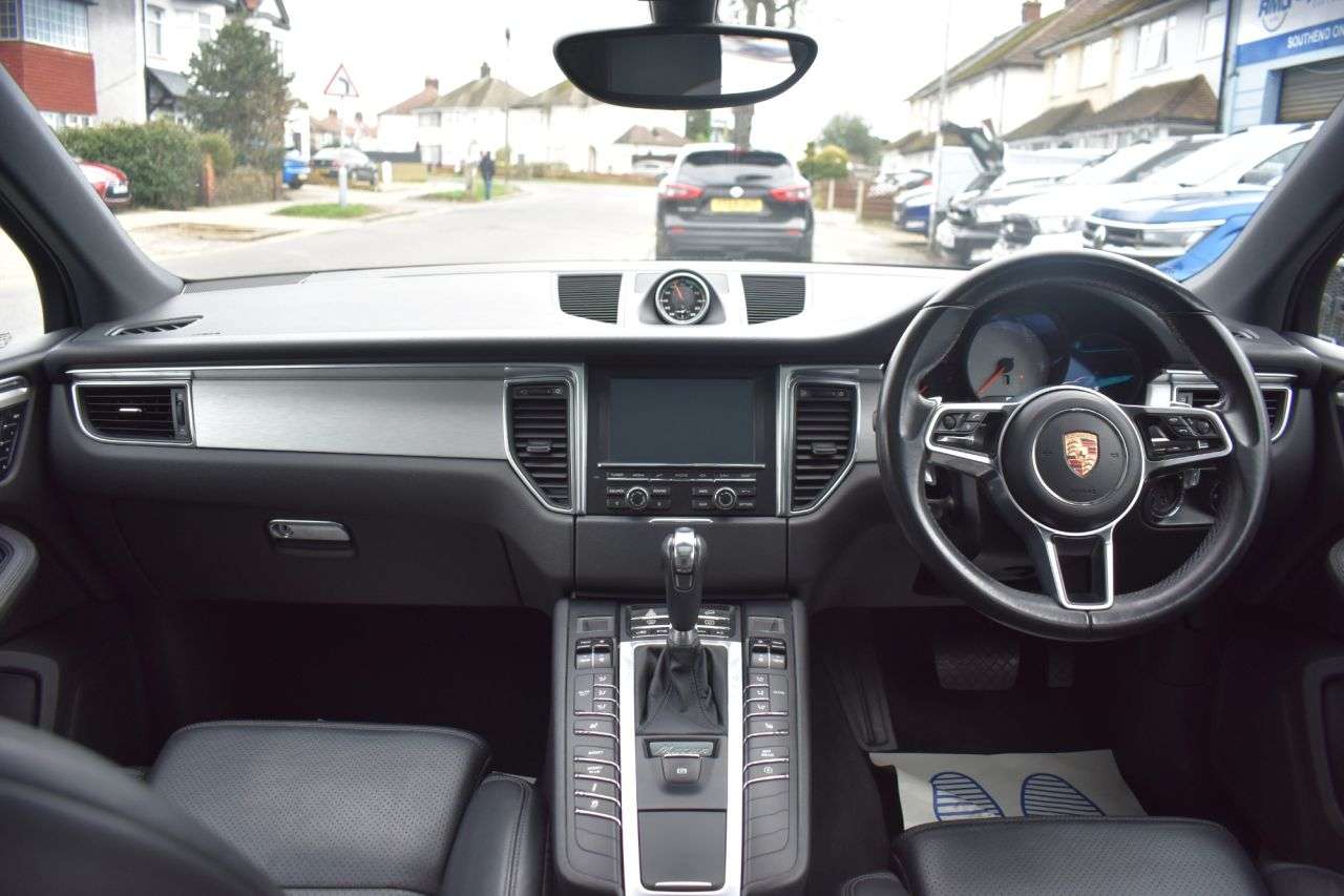 2014 PORSCHE MACAN 2014 PORSCHE MACAN