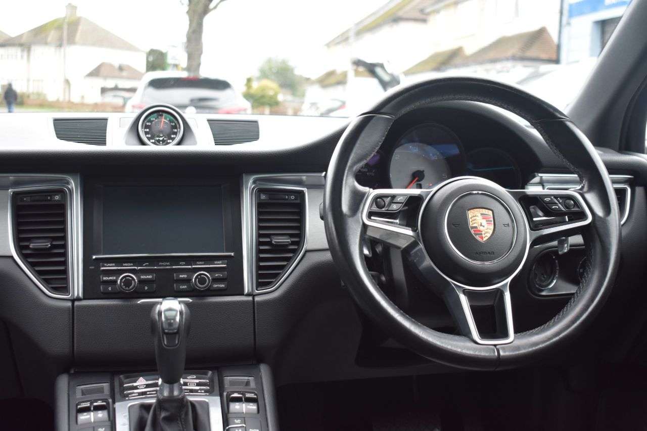 2014 PORSCHE MACAN 2014 PORSCHE MACAN